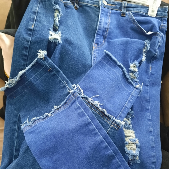 Two Tone Distress Jeans - Picture 4 of 4